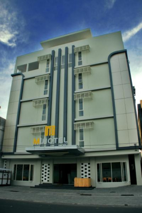 Гостиница M Hotel  Матарам